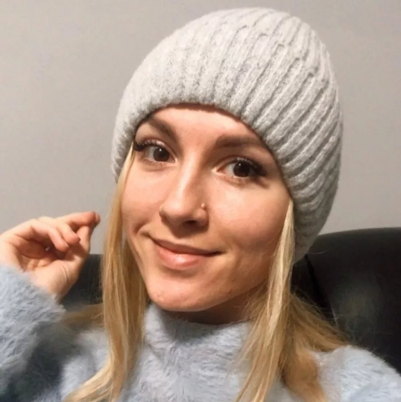 Winter Hat, Faux Fur Lined, Beanie, Touque, New | Light Grey - Picture 4 of 5